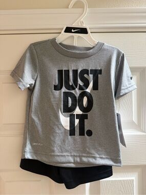 Nike Kids' Gray 'Just Do It.' Dri-FIT T-Shirt and Short Set